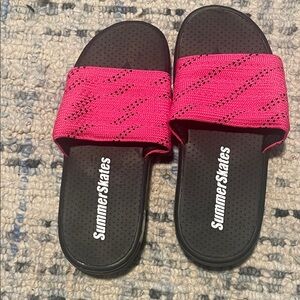 Women's Fuchsia Slide Sandals